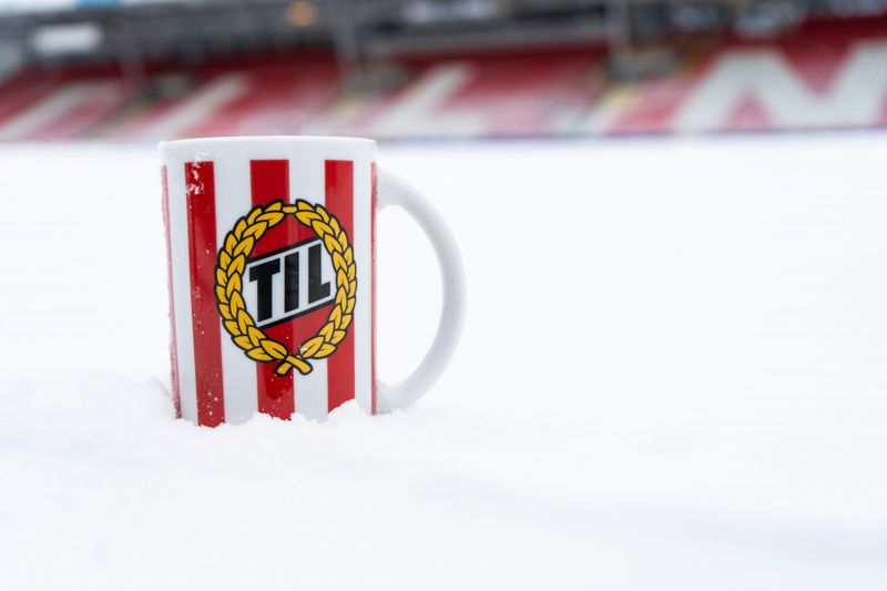 TIL Mug Red and White